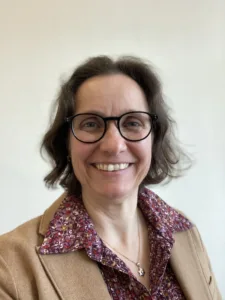 Portrait Dr. Jennifer Brauch